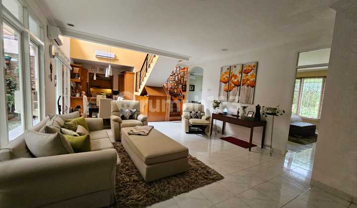 Rumah Bagus Semi Furnished SHM Sektor 9-Bintaro, Tangerang Selatan