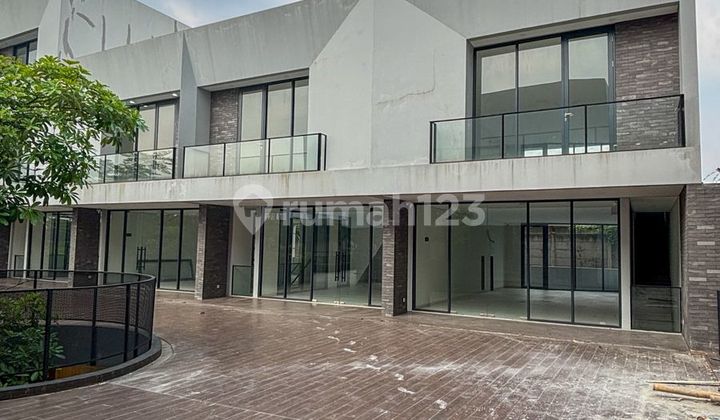 Ready-to-Use Shop House in Bintaro Sector 9, South Tangerang - Spacious & Promising! (Im) 2