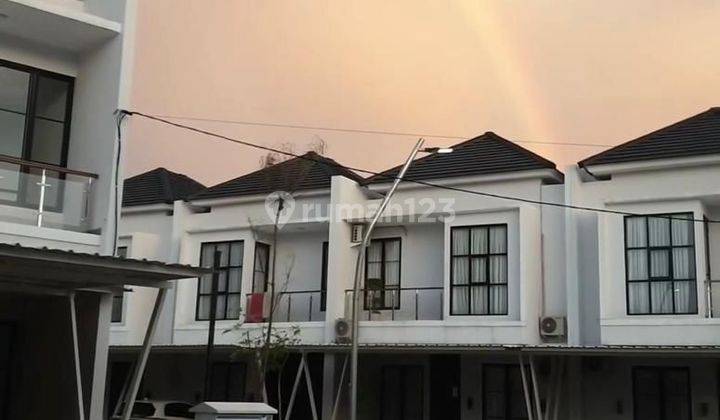 Rumah Strategis Furnished Siap Huni Dekat Stasiun Pd Ranji Lh1412 2