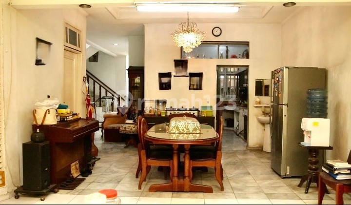 Rumah Bagus Luas dan Besar Nyaman Asri Siap Huni di Pesanggrahan Jakarta Selatan (Im) 2
