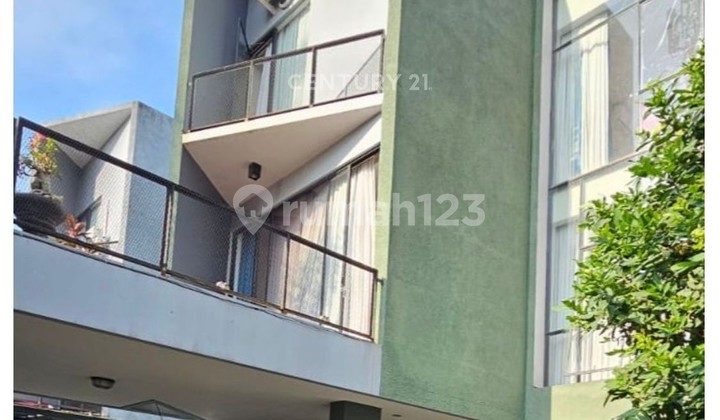 Rumah Modern Classic 4 Lantai Di Lebak Bulus Jaksel AY15161