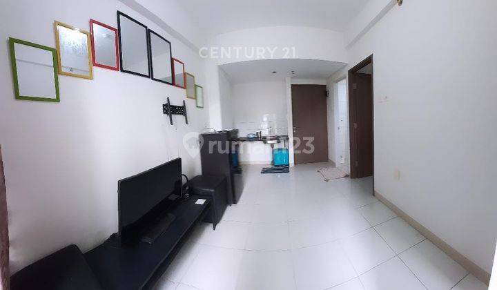 Disewakan Apartment Emerald Bintaro Semi Furnished 2 BR AY15759 2