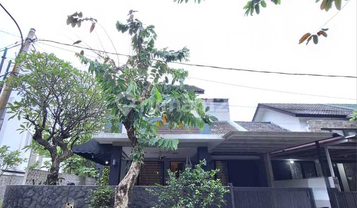 "Strategic Home in Graha Raya – Best Price, Move-in Ready!" Nice House