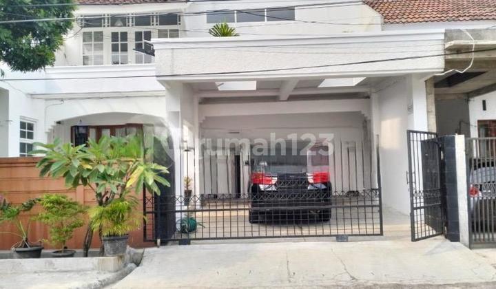Hunian 2 Lantai Bagus Homey Harga Nego di Sektor 5 Bintaro Tangerang Selatan (Im)