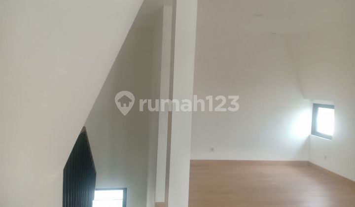 Cheapest! Neat 2-Storey Cool House Negotiable Price in Bintaro South Tangerang (Im) 2