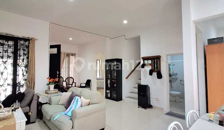 Dijual Rumah Nyaman, Siap Huni dan Luas di Emerald Bintaro Jaya 2