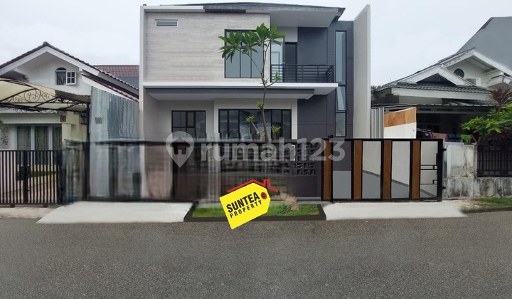 Brand new house with a lightweight steel roof in Bintaro (IA 11419)