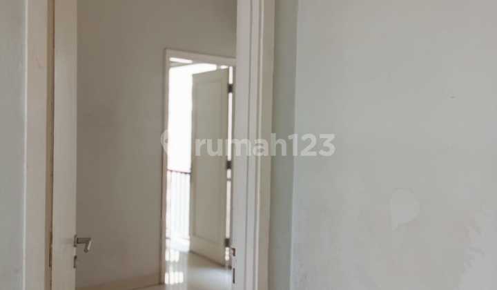 Disewakan Rumah Siap Huni di Kebayoran Bintaro, Tangerang Selatan 2