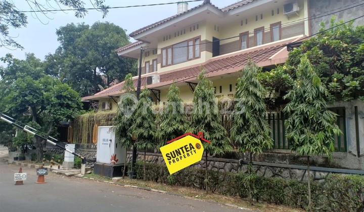 Rumah Besar dan Luas 2 Lantai Kondisi Sangat Bagus Akses Mudah di Sektor 2 Bintaro (Im)