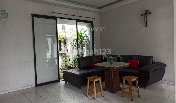 Dijual Rumah Cantik 2 Lantai Minimalis Di Griya BSD SA14892 2