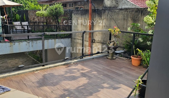 Rumah Modern Classic 4 Lantai Di Lebak Bulus Jaksel AY15161 2