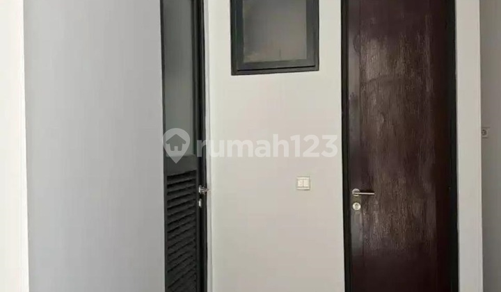 A nice minimalist 2-story tourist city house, tidy, land area 300, building area 162. 2