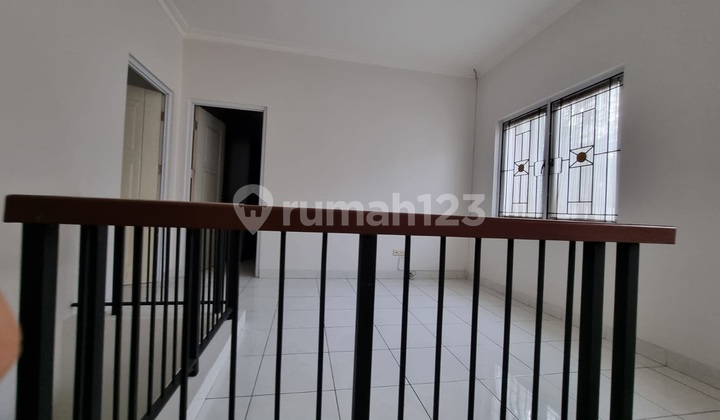 Rumah di Kota Wisata Lt 180 Lb 130 Siap Huni Dan Siap Nego 2