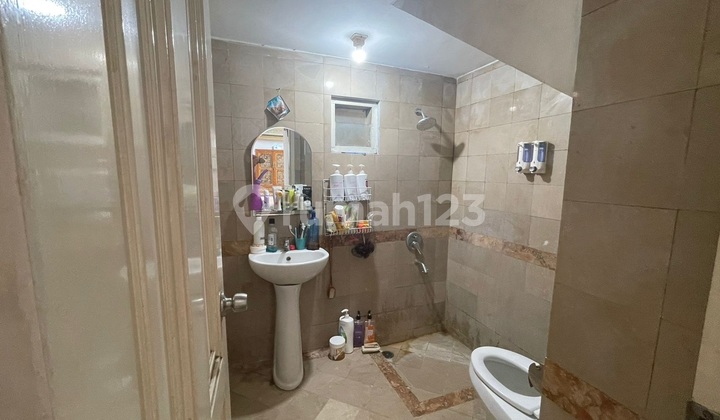 Dijual Cepat Rumah Megah Bagus Rapih Lt 748 Lb 1200 Harga Nego di Citra Gran 2