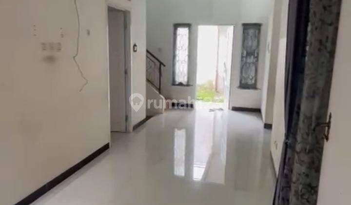 Dijual Cepat Rumah Bagus 2 Lantai Lt 119 Lb 90 di Kota Wisata 2