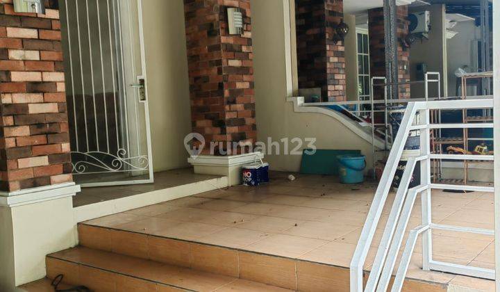 Rumah Dijual Nego Lokasi Strategis Dekat Tol Siap Huni  2