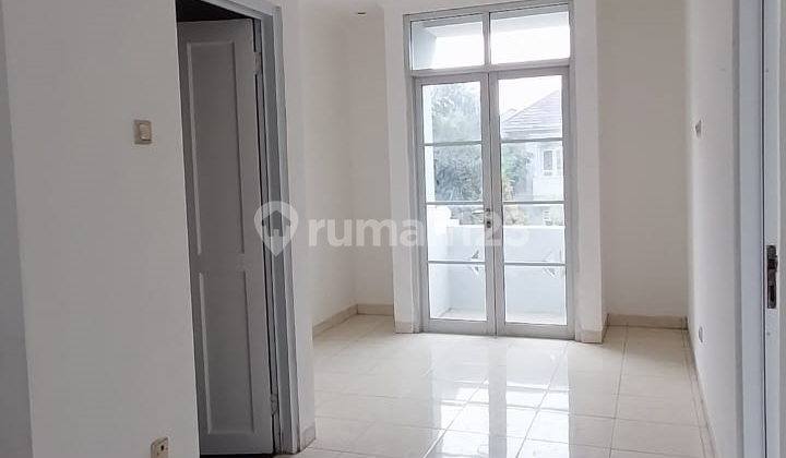 Rumah Sewa 2 Lantai Siap Huni Bagus Kota Wisata LT 200 LB 126 2