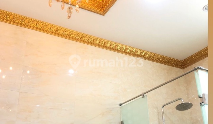 Rumah Megah Bagus Rapih Murah LT 185 LB 350 Kota Wisata Nego 2