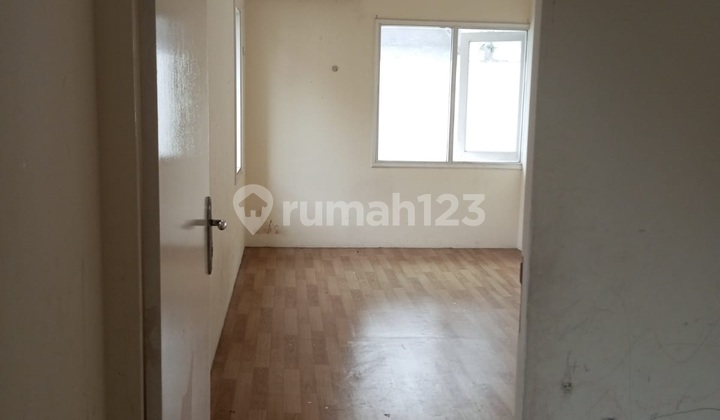 Rumah Bagus Siap Huni 2 Lantai Rapih Lt319 Lb238 Raffles Hills 2