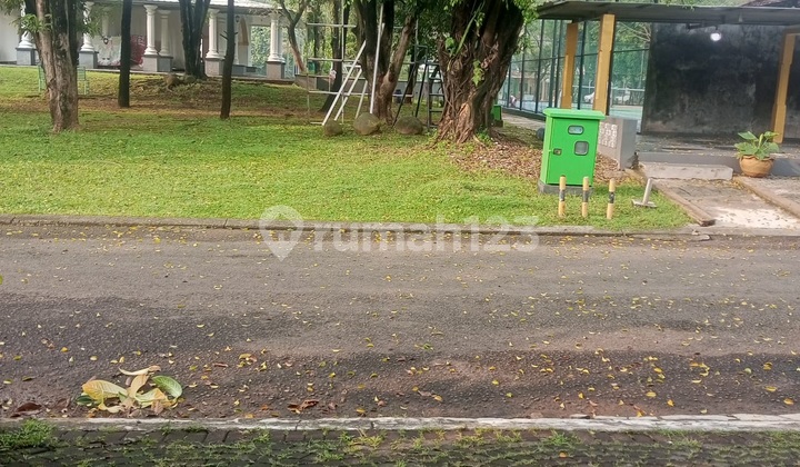 Luxurious 2-story house in tourist city, tidy, land size 631, building size 500, negotiable. 2