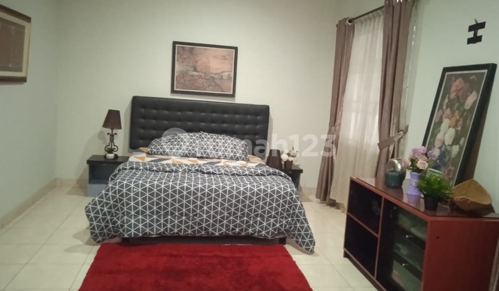 Luxury House for Rent in Beautiful Tourist City, 2 Floors Neat, Land 220 Building 350 2