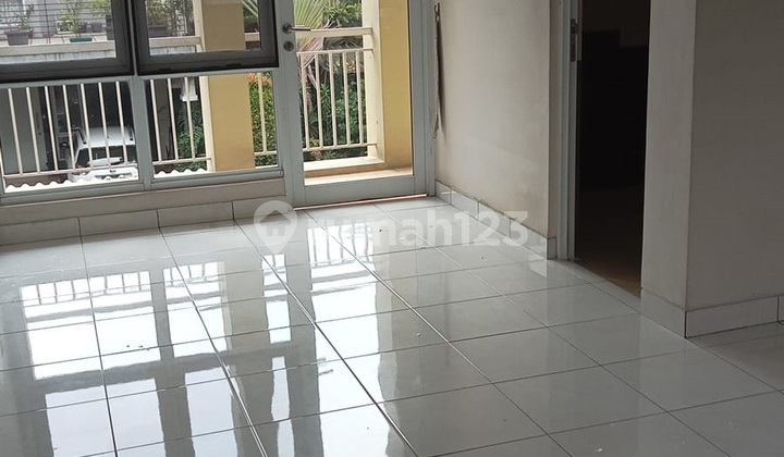 jual sewa rumah bagus siap huni murah lt 171 lb 180 kota wisata