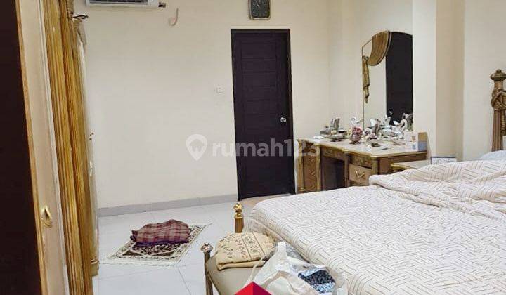 Dijual Cepat Rumah 2 Lantai SHM di Jakarta Selatan 1