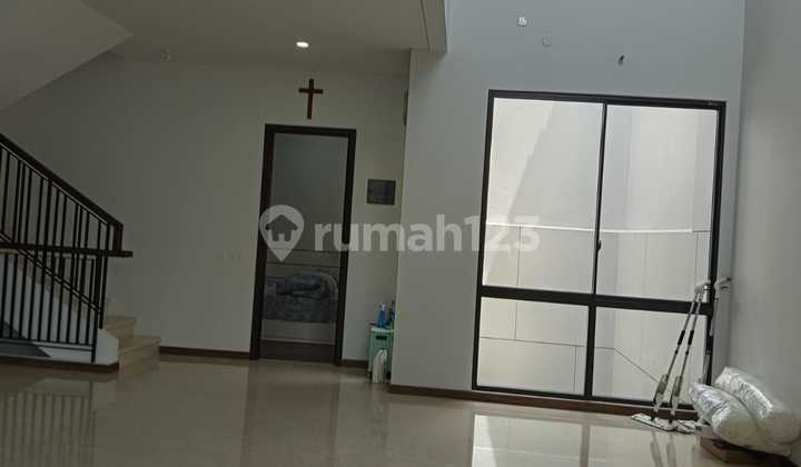 Siap Huni, Rumah, 3 Lantai, SHM Siap Huni, Rumah, 3 Lantai, SHM