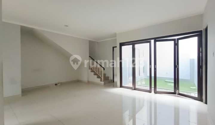 Rumah Bagus Unfurnished SHM Sektor 9-Bintaro, Tangerang Selatan