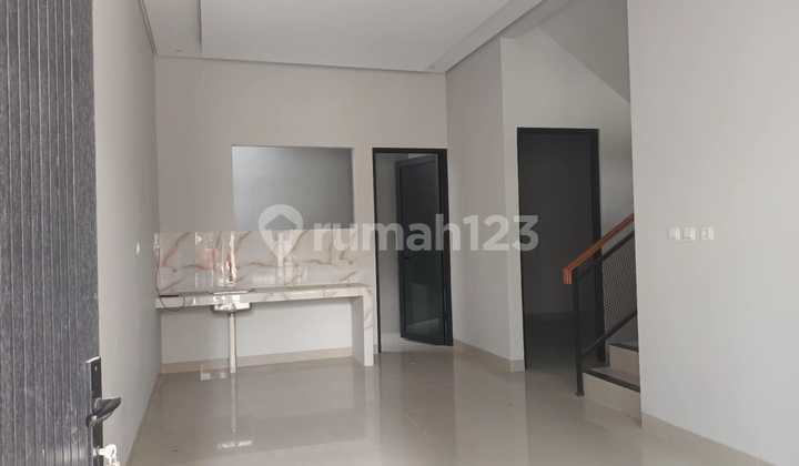 Rumah Siap Huni Unfurnished SHM Ciledug, Tangerang Rumah Siap Huni Unfurnished SHM Ciledug, Tangerang