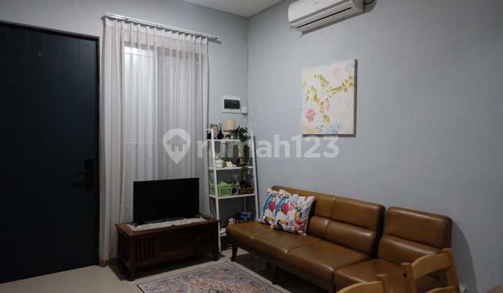 Rumah, 2 Lantai, SHM, Siap Huni Rumah, 2 Lantai, SHM, Siap Huni