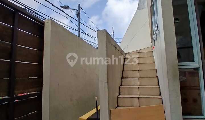 Rumah 2.5 Lantai di Gunung Sahari - Luas Tanah 110 M2 1