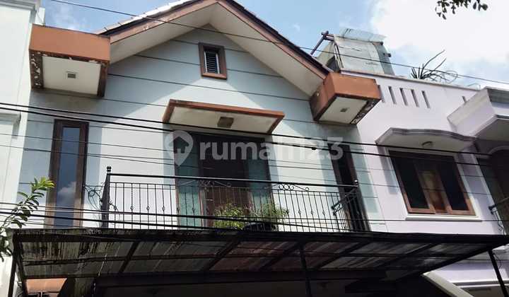 House in Rawamangun - Land Area 90 M2