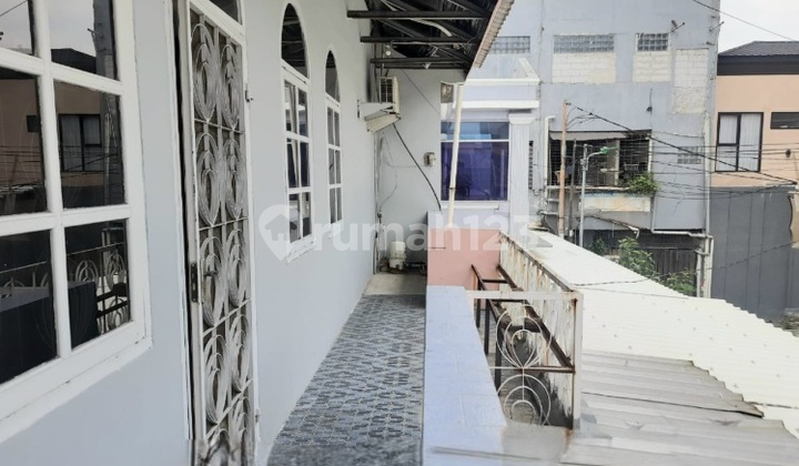West-Facing House in Sunter Agung - 2 Floors