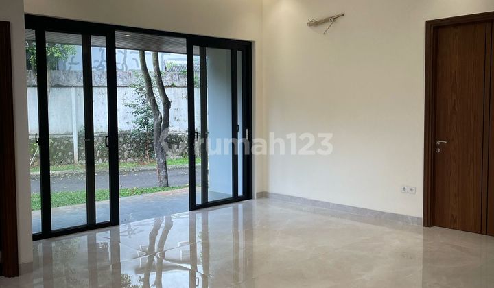 Nice House in Verdant Ville, Gading Serpong - With Mezzanine