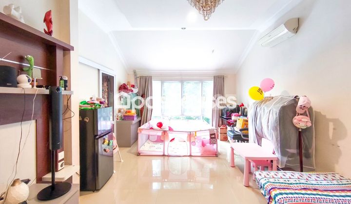 Rumah Asri Siap Huni di Cluster Emerald, Bintaro - Semi Furnished