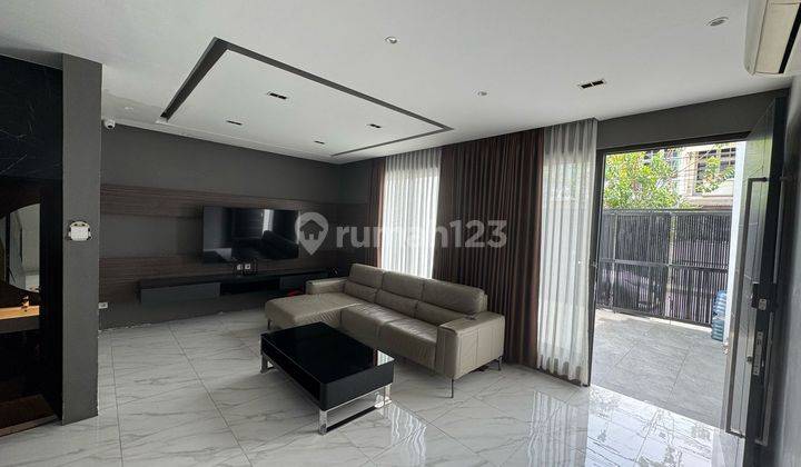 Luas Tanah 90 m2, Full Furnished, Siap Huni, Rumah di Pluit, Jakarta Utara 2