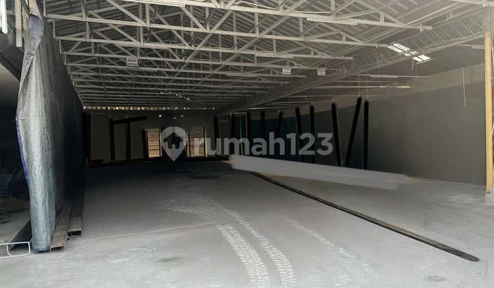 Gudang Siap Pakai di Benda, Tangerang - Nilai Investasi Tinggi