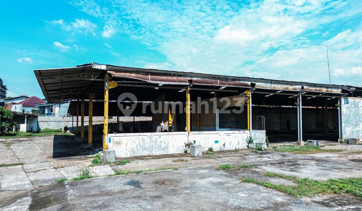 Tanah + Bangunan di Jl. Tole Iskandar Raya, Depok 2 - Cocok untuk Usaha, Lokasi Strategis