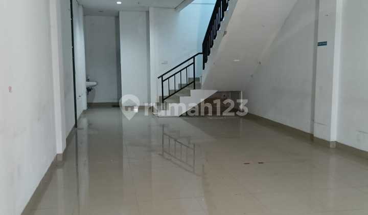 Ruko 3 Lantai di Cikarang Business Center