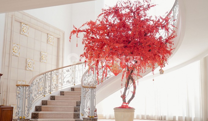 Rumah Mewah 2.5 Lantai di Sanur Bukit Gading Villa, Kelapa Gading