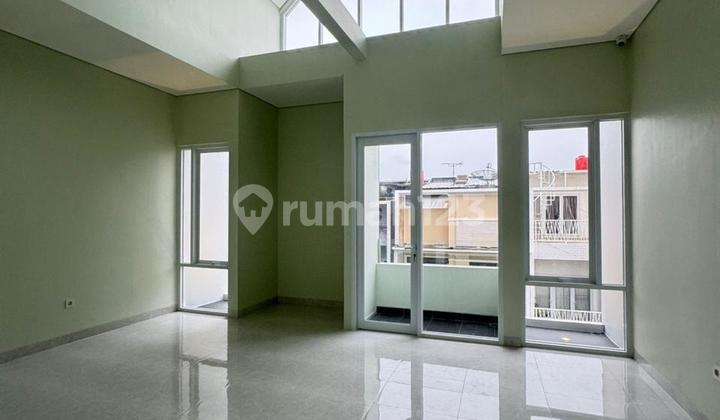 New House in Cengkir Barat, Kelapa Gading - Attic Room Available!