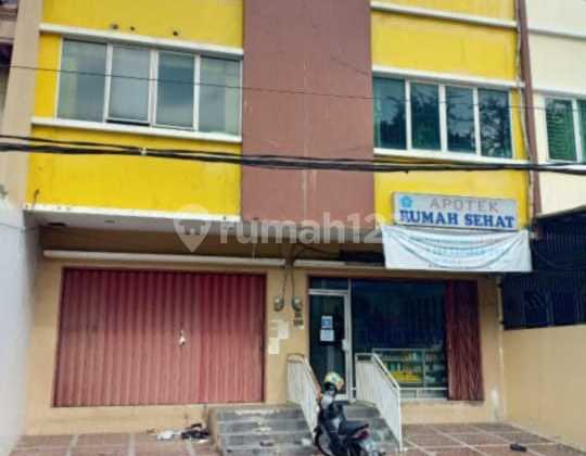 Shop House in Kelapa Gading - Area 60 m2. East-facing.