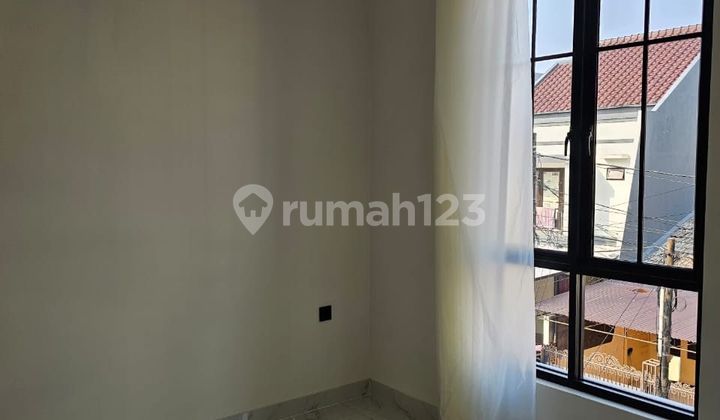 Brand New! Rumah di Janur Kuning - American Classic 2