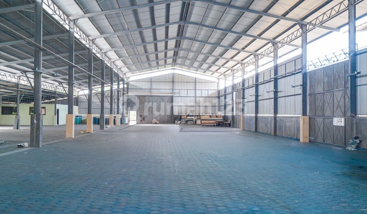 3 Warehouses in Narogong Raya, New Building - Strategic Location