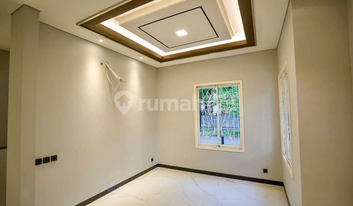 Rumah di Gading Serpong, Cluster Grisea - Ada Powder Room!