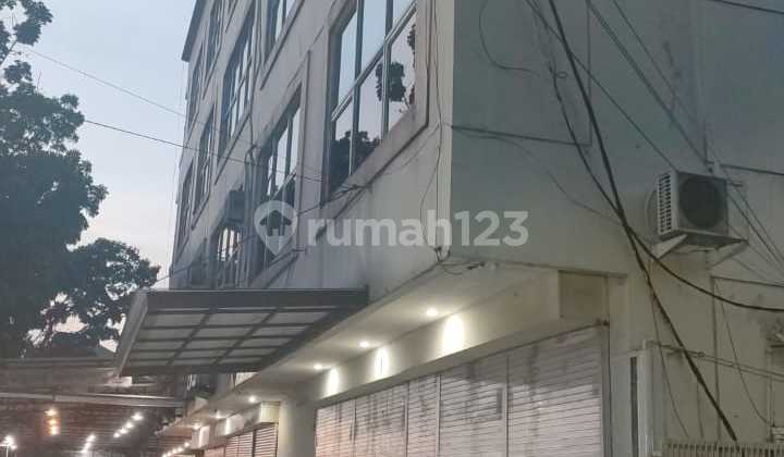 Ruko Semi Building di Bintaro - 4 Lanta, Parkir Luas