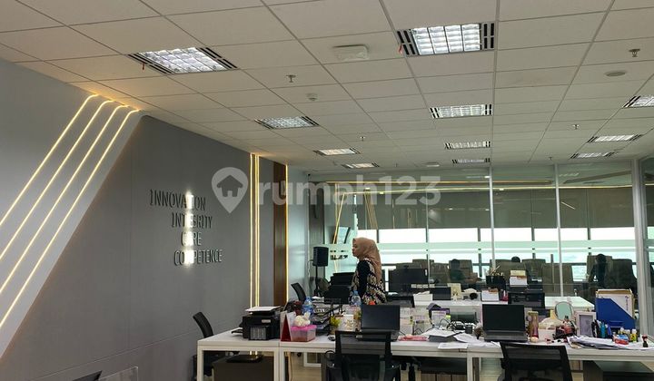 Office Space Holland Village Siap Pakai Full Furnished