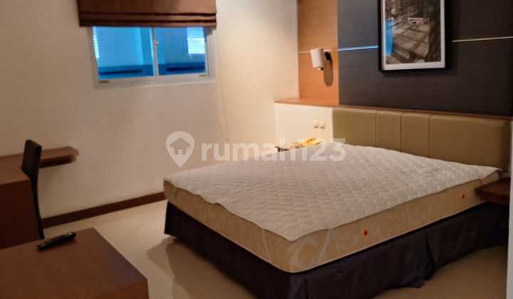 Hotel in Kebayoran Lama - 7 Floors + Basement!