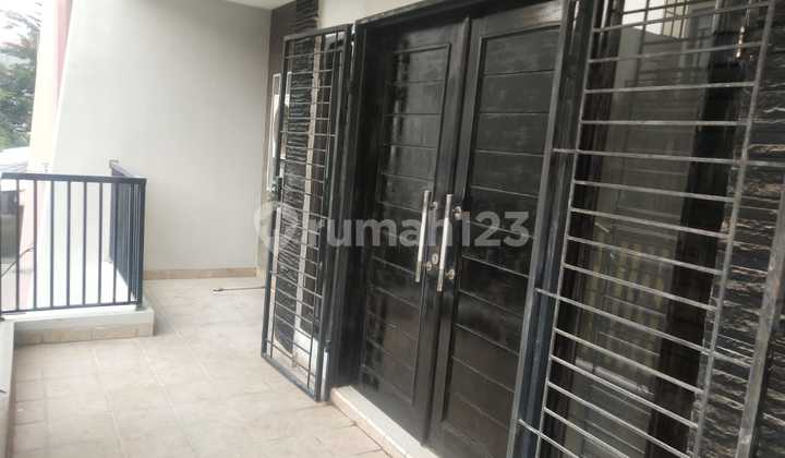 Rumah Bagus 2 Lantai Di Gading Elok Barat - Kelapa Gading